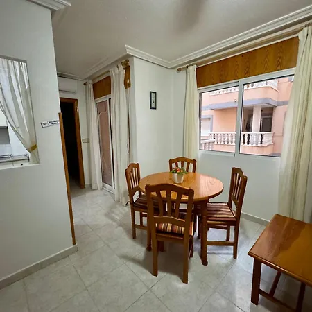 La Casa De Nicolás * Torrevieja